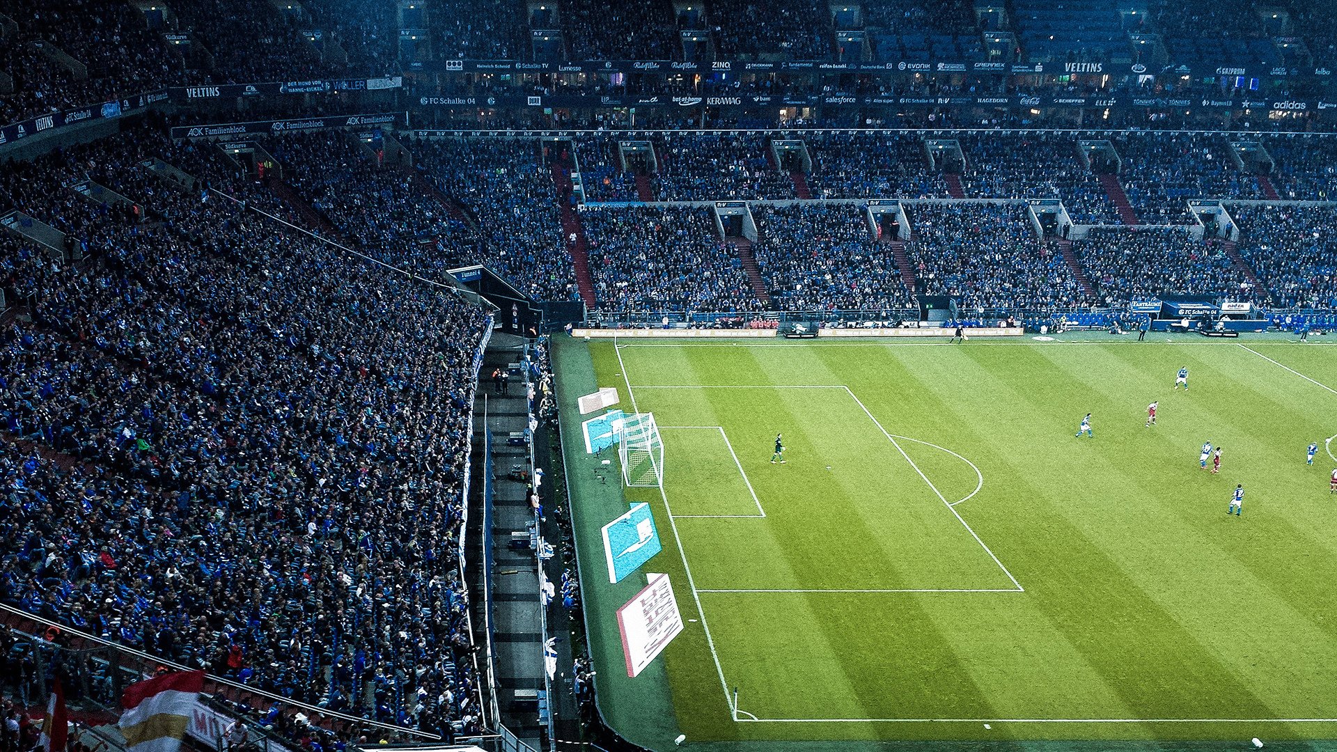 开云官网首页-五大联赛球队在面对欧战时的战术选择差异，五大联赛欧战积分规则